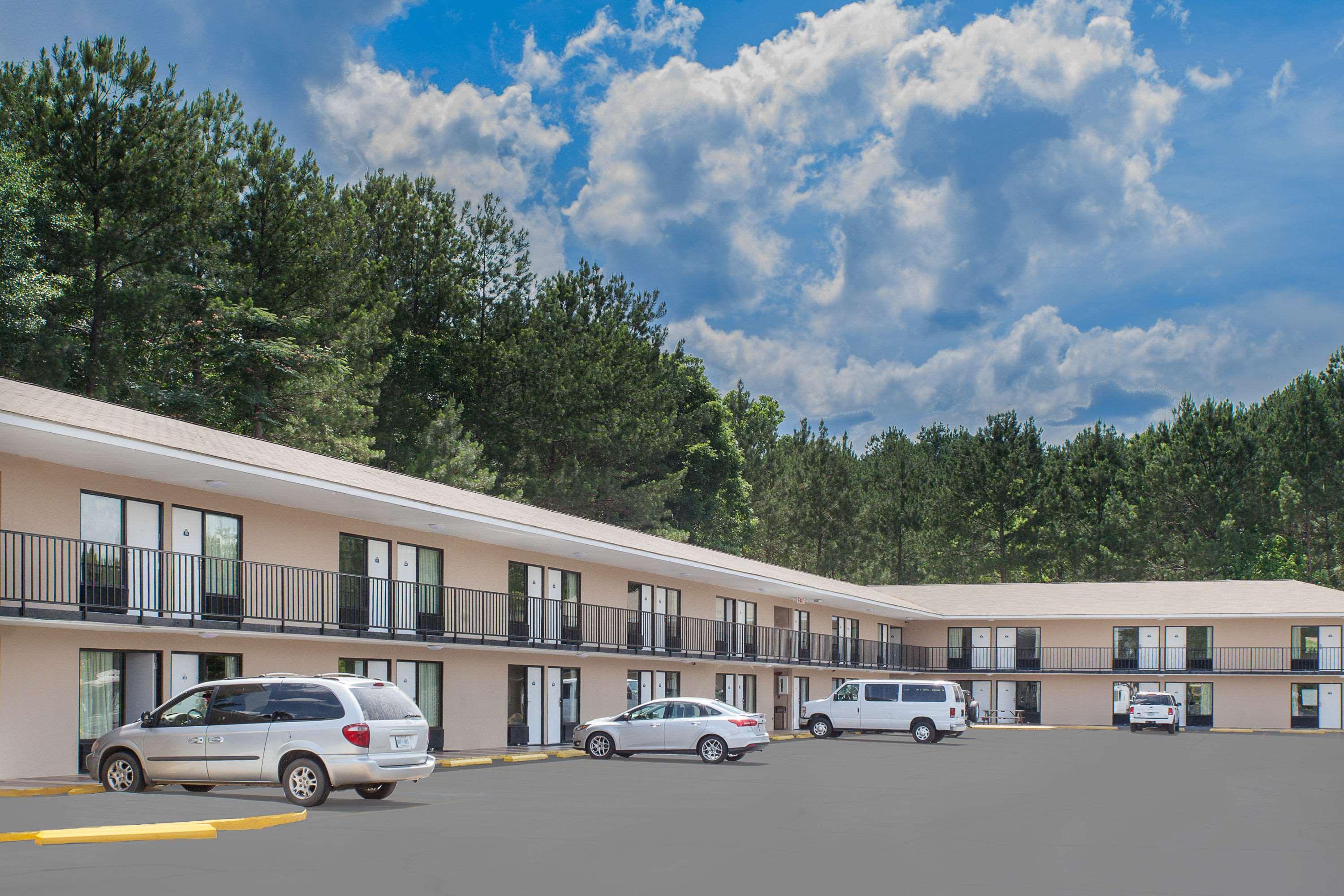 Days Inn By Wyndham Newton Ms I-20 Exterior foto